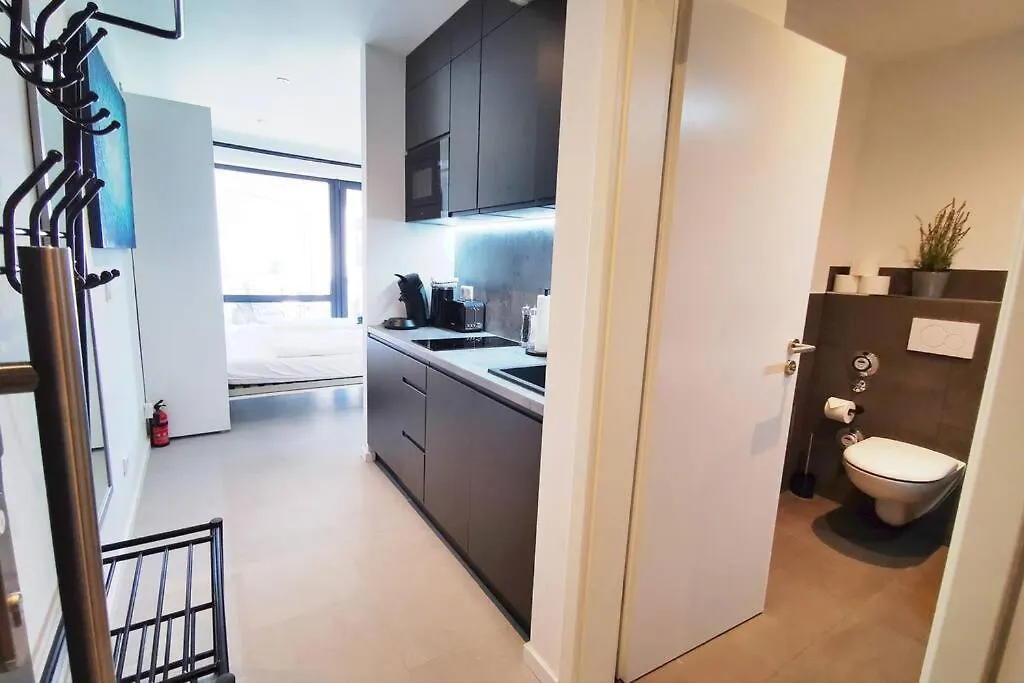 Hh 02 By Rockchair - Superhost Status - Modernes Apartment Mit Sonnigem Balkon & Premium Boxspringbetten In Winterhude - Hamburg Top Geheimtipp ألمانيا